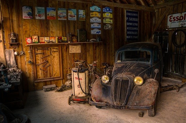 garages in UK